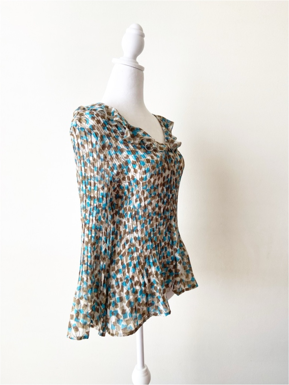 Allison Taylor Blue & Brown Ruffled Button-Front Blouse Size L - Picture 3 of 7